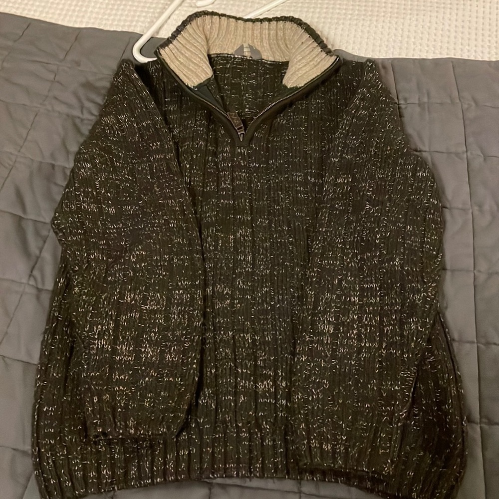 Brown sweater - thick